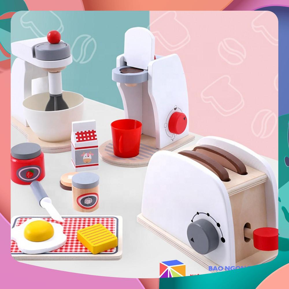 ĐỒ CHƠI GỖ NHẬP VAI MONTESSORI "BÉ LÀM ĐẦU BẾP" GIÚP BÉ THỎA MÃN THỜI KỲ NHẠY CẢM NGÔN NGỮ VÀ PHÁT HUY TRÍ TƯỞNG TƯỢNG