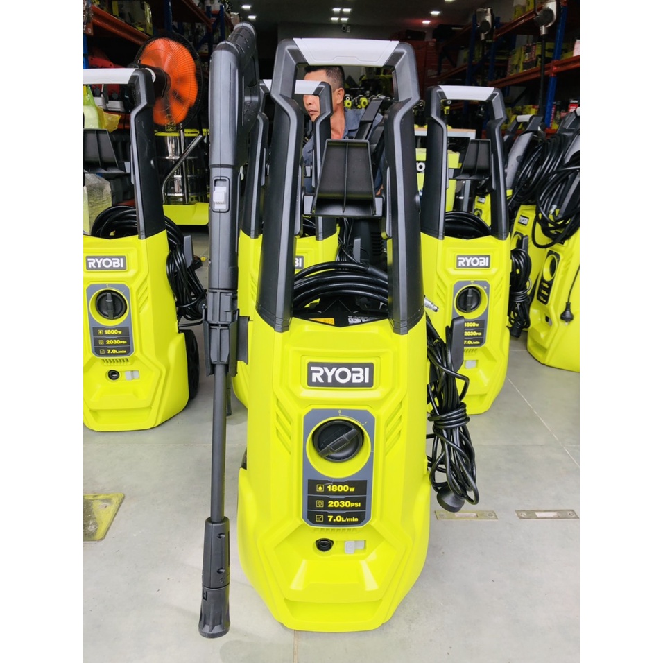 Máy rửa xe Ryobi 1800w RCAPW140 - TRONG THÙNG  99% - BH 3 THÁNG - ÚC