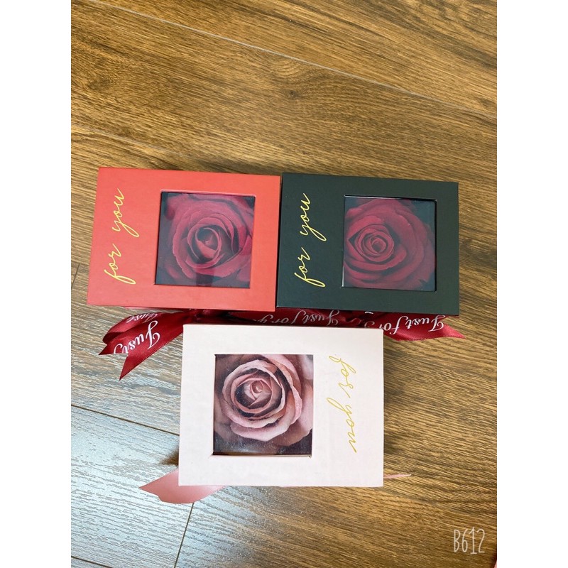 (Mẫu Mới) Hộp Hoa Hồng Đựng Son Có Đèn NHấp Nháy | BigBuy360 - bigbuy360.vn