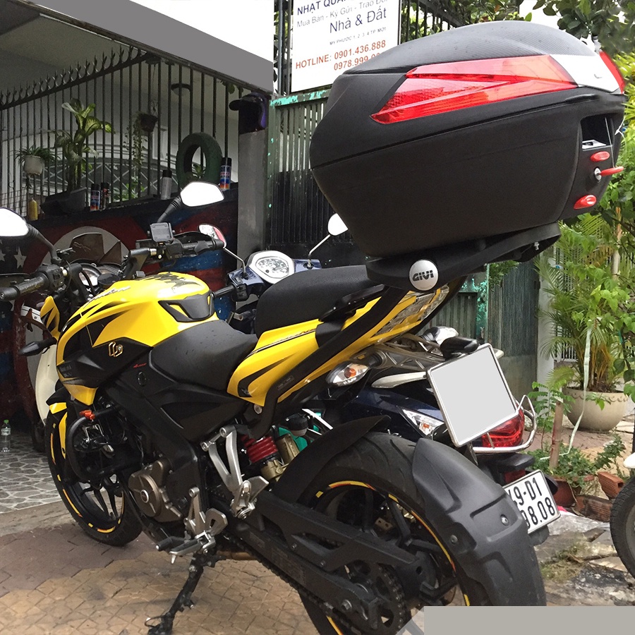 Baga Givi HRV Modenas Pulsar NS200 chính hãng cho xe chịu lực cao bao gồm đế gắn thùng