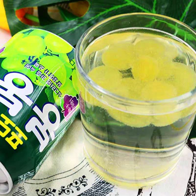 Nước nho bóc vỏ Hàn Quốc lon 238ml
