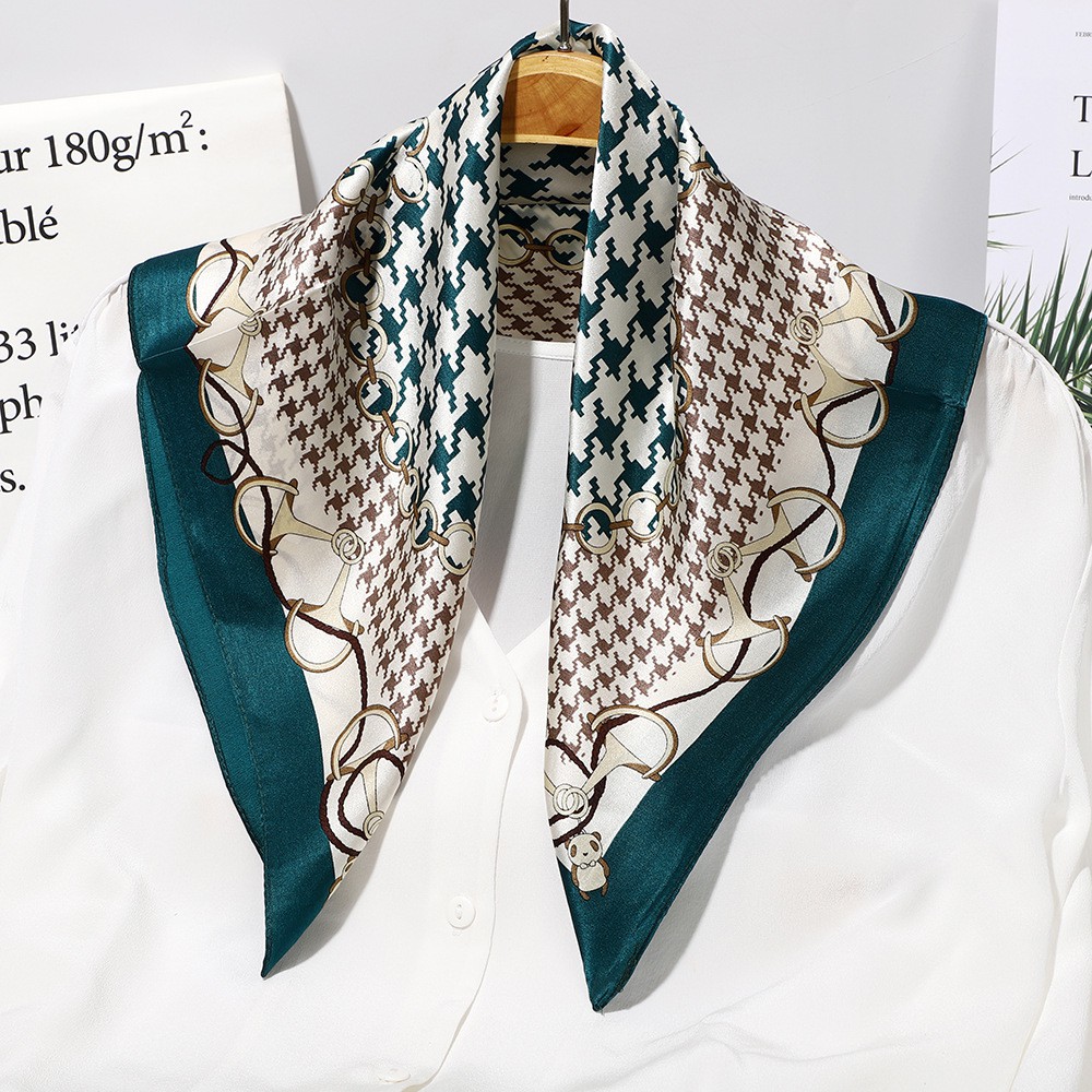 Khăn lụa vuông 70- Khăn turban quàng cổ làm áo yếm lụa Chiffon- Họa tiết Bướm lưới