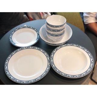 Bộ tô chén dĩa gốm sứ Minh Long