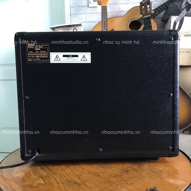 YAMAHA AR-1500 guitar amplifier, hàng chính hãng cho guitar điện