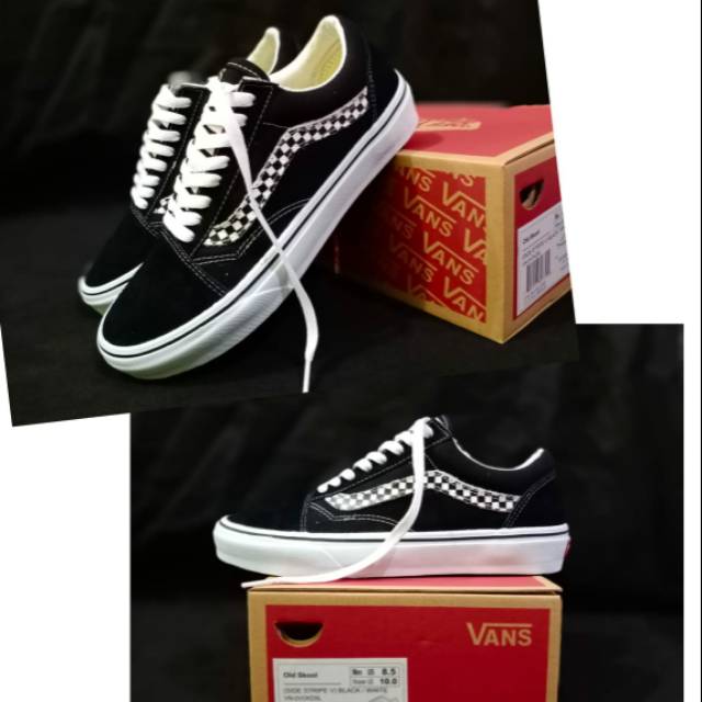 Giày Vans Old Skool Phối Sọc Trắng Đen Trẻ Trung Năng Động