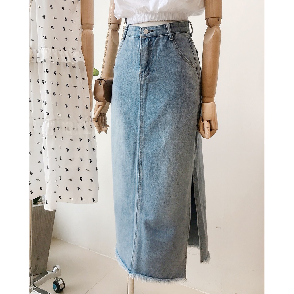 [Mã FADIRECT20 giảm 20K đơn 150K] Chân váy jeans MIEU midi xẻ tà - HMR16 (Nhạt) | BigBuy360 - bigbuy360.vn