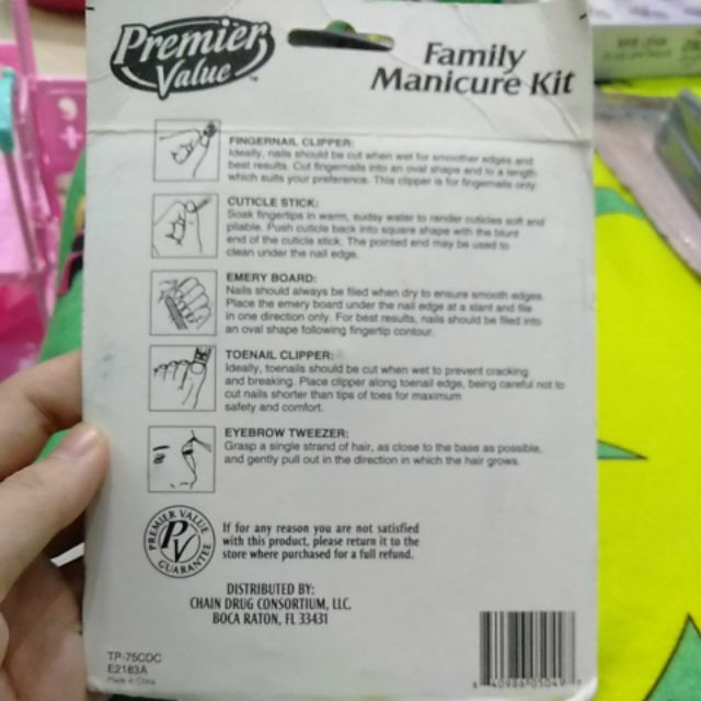 [Hàng mua tại Mỹ] Bộ dụng cụ làm đẹp Premier Value Family manicure kit
