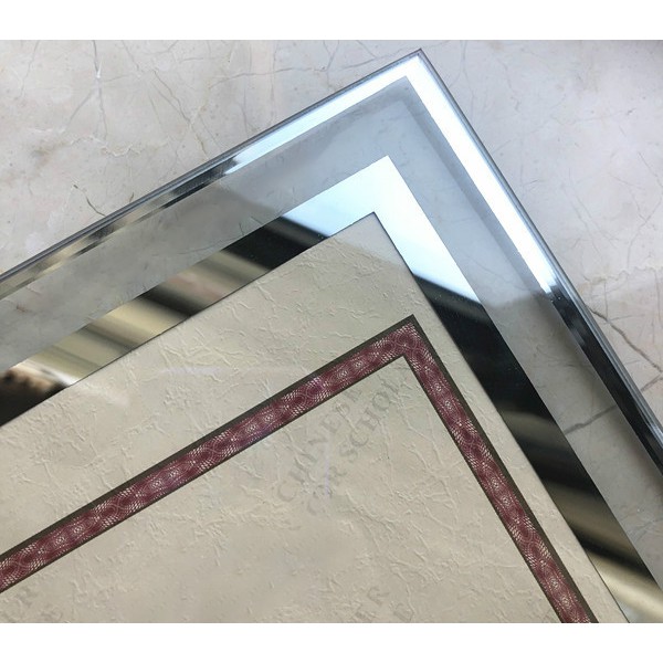 Ảnh khung kính trang trí bàn tiệc cưới khổ 20x30 | BigBuy360 - bigbuy360.vn