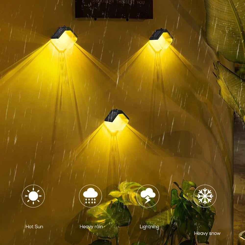 Đèn LED Gắn Tường Sử Dụng Năng Lượng Mặt Trời