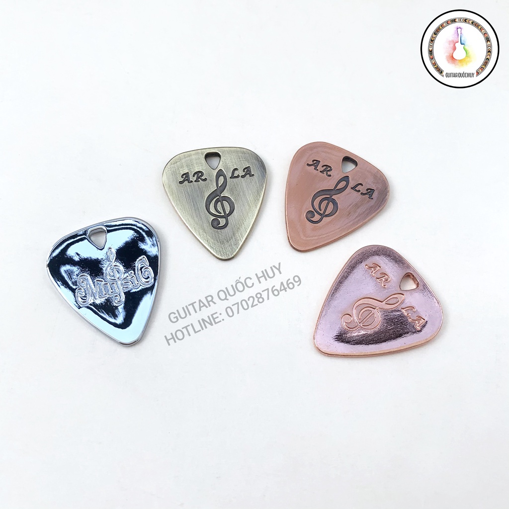 Mặt dây chuyền Pick gảy Guitar - chất liệu inox