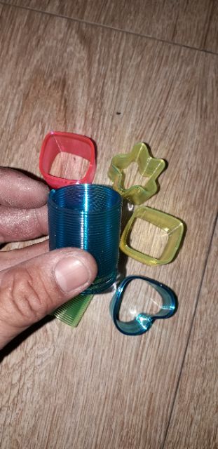 Sét 6 cái lò xo mini bằng nhựa