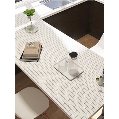 Giấy dán bếp mã Giả gạch trắng ❤️FREESHIP❤️ Decal dán bếp tráng bạc dài 5 mét rộng 60cm có sẵn keo bóc dán đơn giản