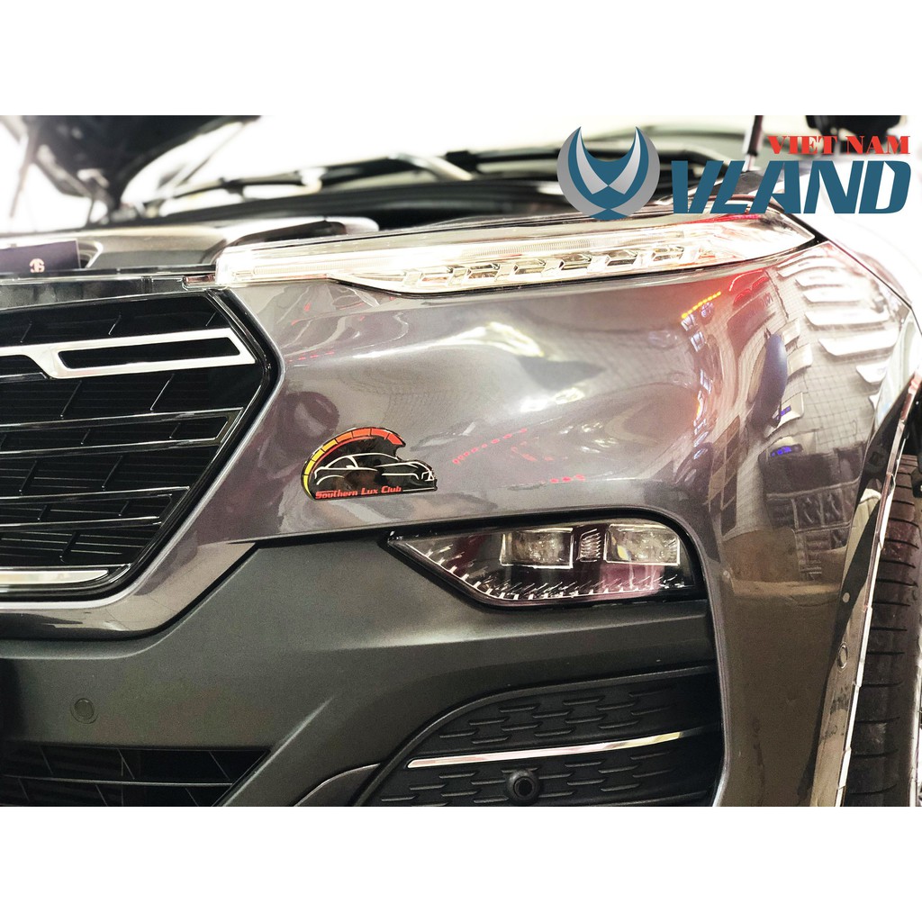ĐÈN PHA  NGUYÊN BỘ CHO VINFAST LUX SA  DO VLAND SẢN XUẤT