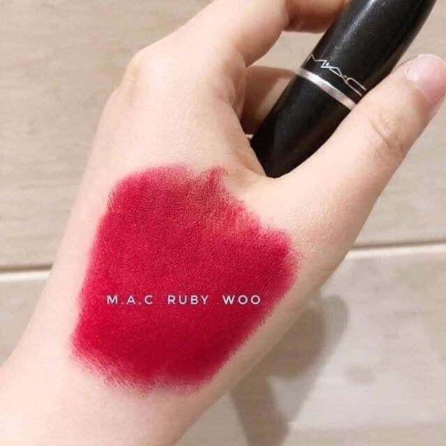 Son mac màu ruby woo