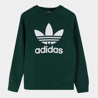 Áo adidas.