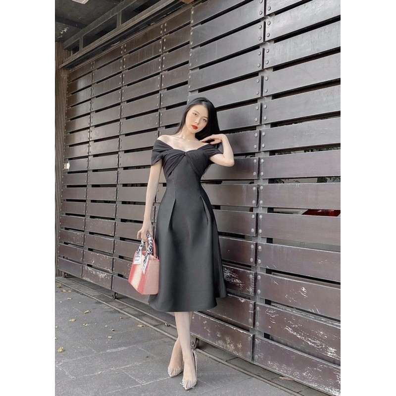 ĐẦM ĐEN DỰ TIỆC TRỄ VAI XOẮN NGỰC - LIKEHER
