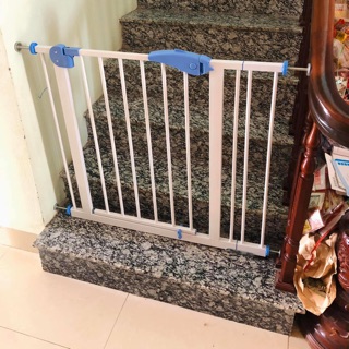 Chắn cầu thang chắn cửa