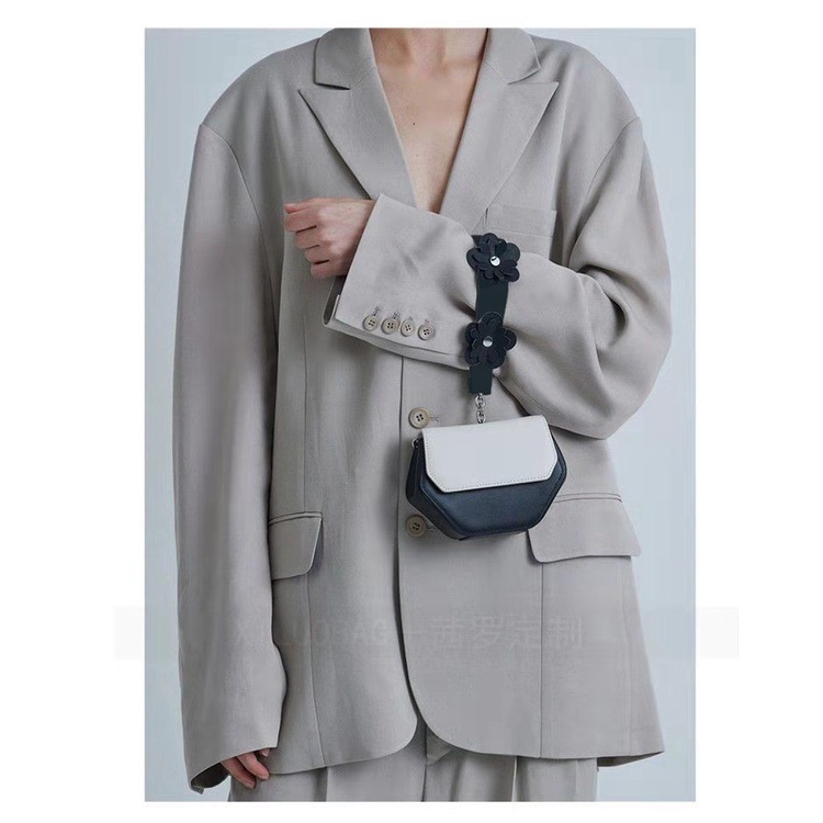 Túi Đeo Chéo mini Màu Sắc Tương Phản Họa Tiết Hoa Đơn Giản Phong Cách Mới