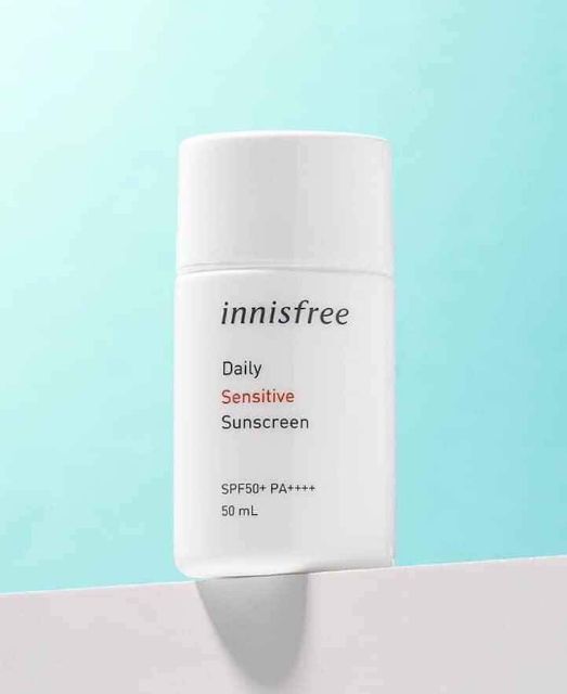 KEM CHỐNG NẮNG INNISFREE DAILY UV PROTECTION ESSENCE SENSITIVE 50+PA++++