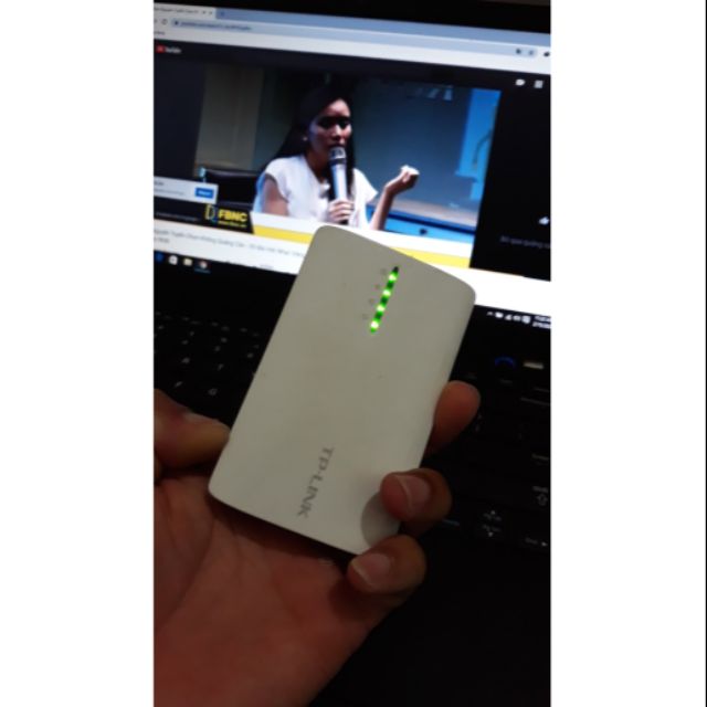 Cục route wifi