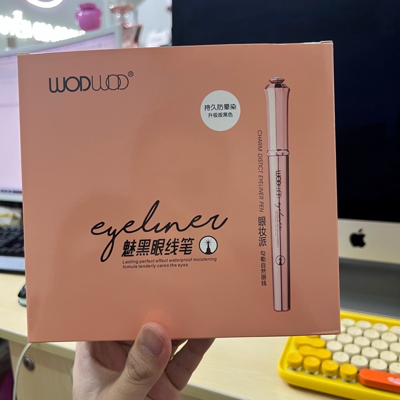 BÚT KẺ MẮT NƯỚC WODWOD KHÔNG LEM TRÔI W707 - bút kẻ mắt nước 707 Hàng nội địa Trung tại Nguyễn Gia group Quận 5: