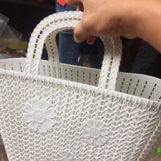 Giỏ nhựa đi chợ