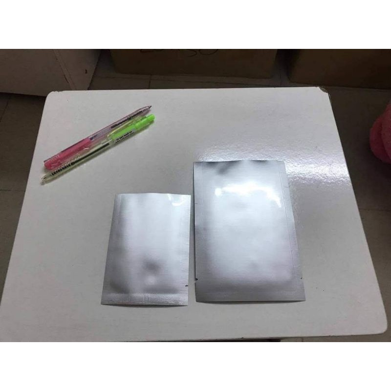 Túi 3 biên 2 mặt màu bạc
