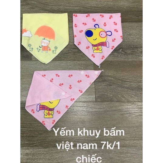 Yếm khuy bấm cotton việt, yếm tam giác cho bé sơ sinh