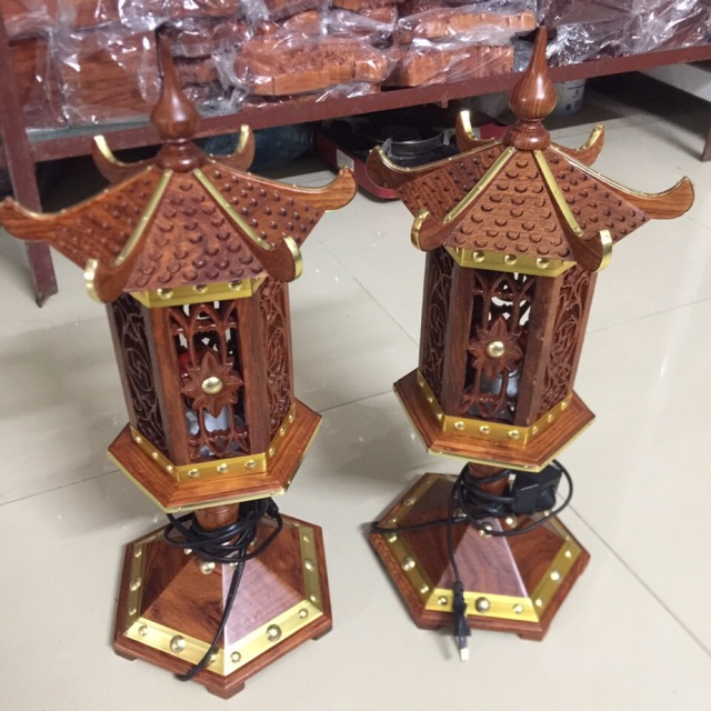 Đèn Thờ Gỗ Hương