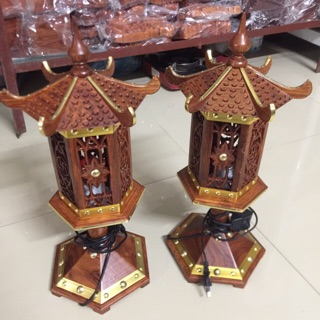 Đèn thờ gỗ hương
