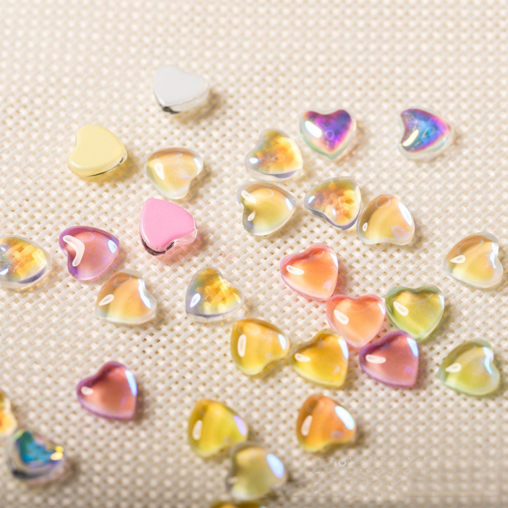 Bộ 10 Phụ Kiện Trang Trí Móng Tay Hình Trái Tim Thủy Tinh Dễ Thương