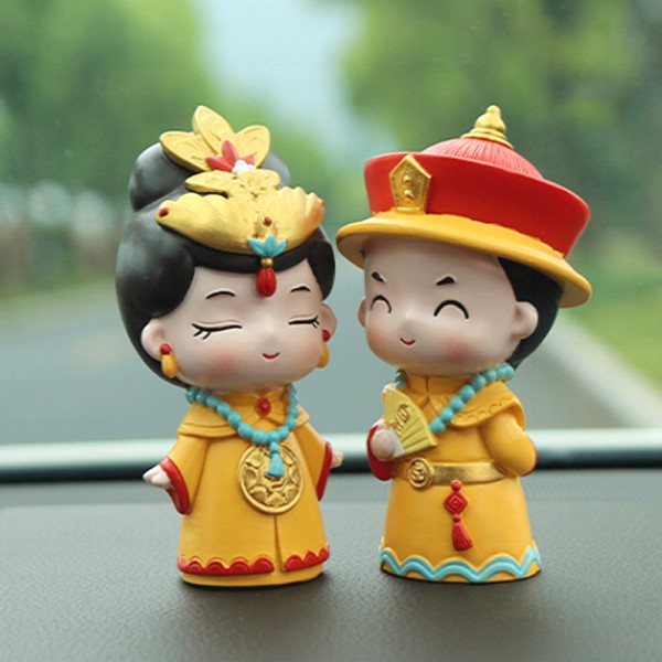 Bộ 02 tượng Vua - Hậu chibi