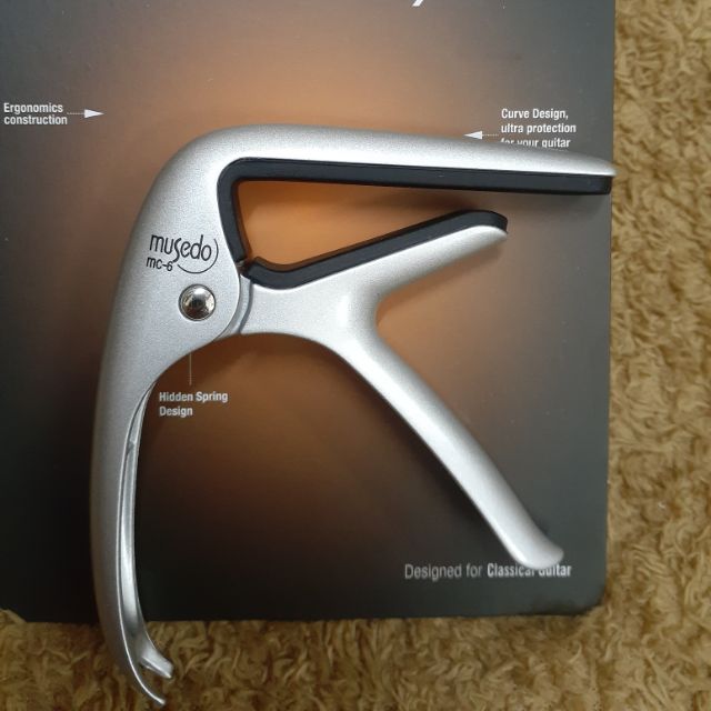 Capo MC6 siêu phẩm ( siêu giảm giá)