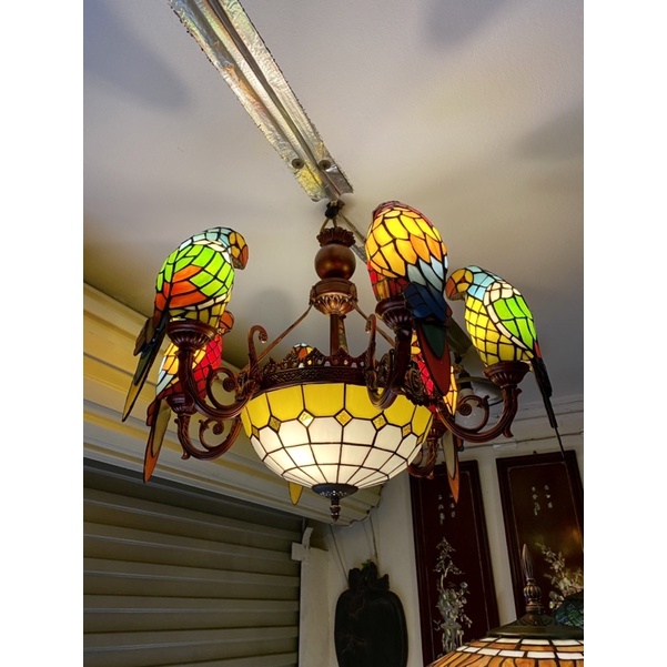 Đèn chùm Tiffany 6 vẹt