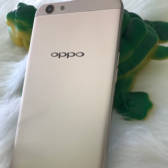 Máy điện thoại oppo F1s đã qua sử dụng