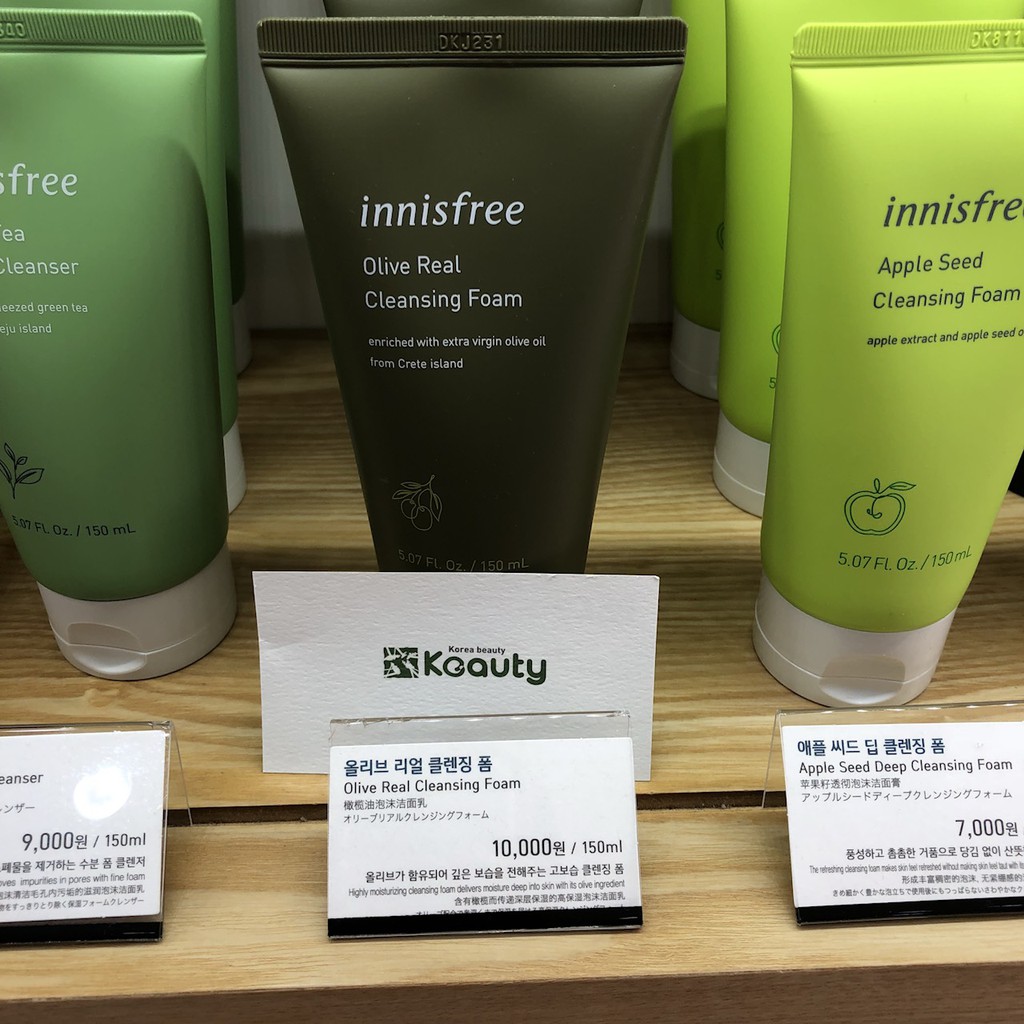 Sữa rửa mặt cung cấp độ ẩm từ Olive Innisfree Olive Real Cleansing Foam | BigBuy360 - bigbuy360.vn