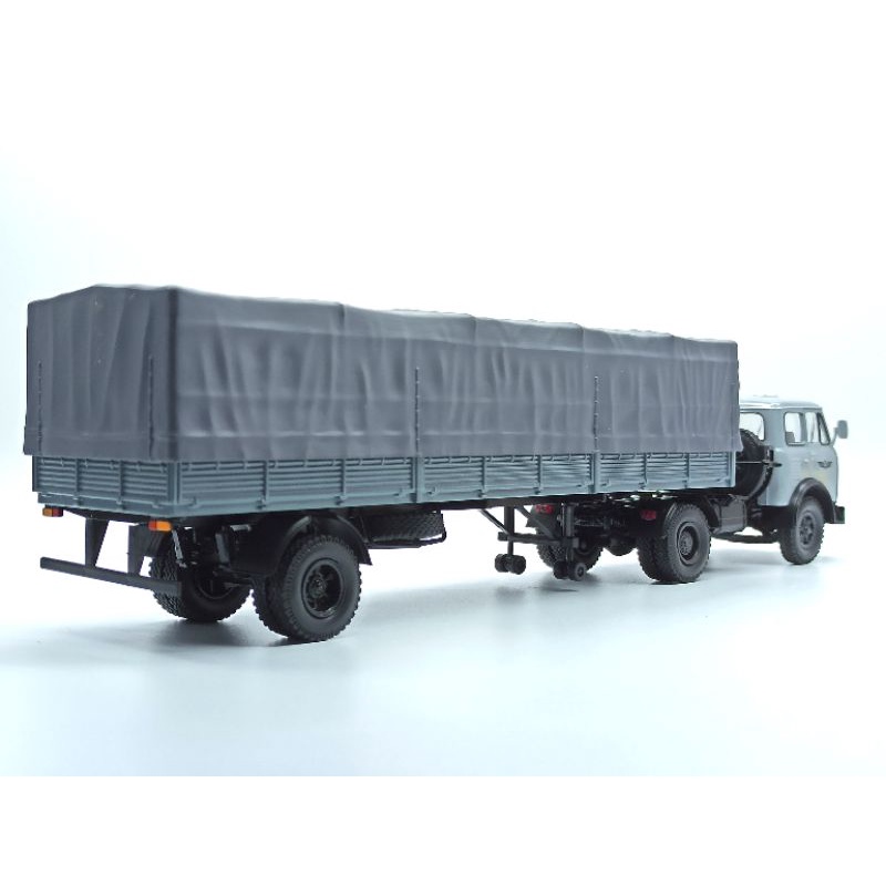 Mô hình xe Maz đầu kéo & mooc