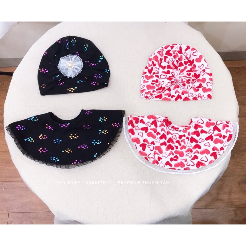 Set mũ turban và yếm tròn cho bé gái