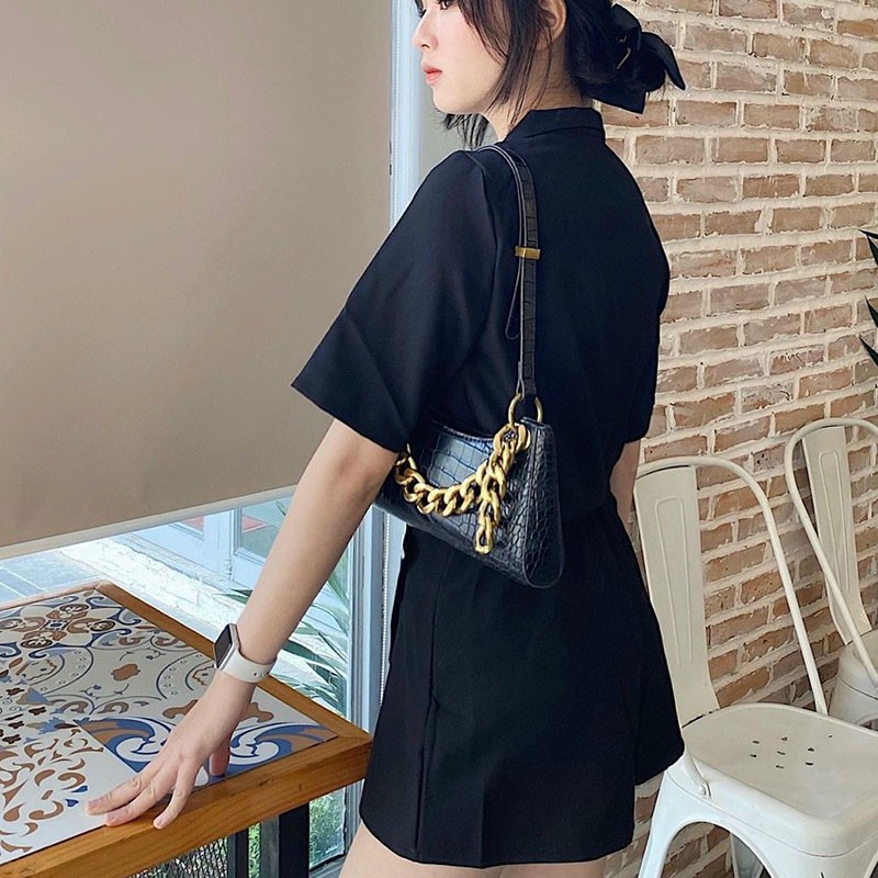 Set vest crotop ZenOne , set 2 chi tiết áo cổ vest mix quần giả váy chất umi dày mịm sang trọng | BigBuy360 - bigbuy360.vn