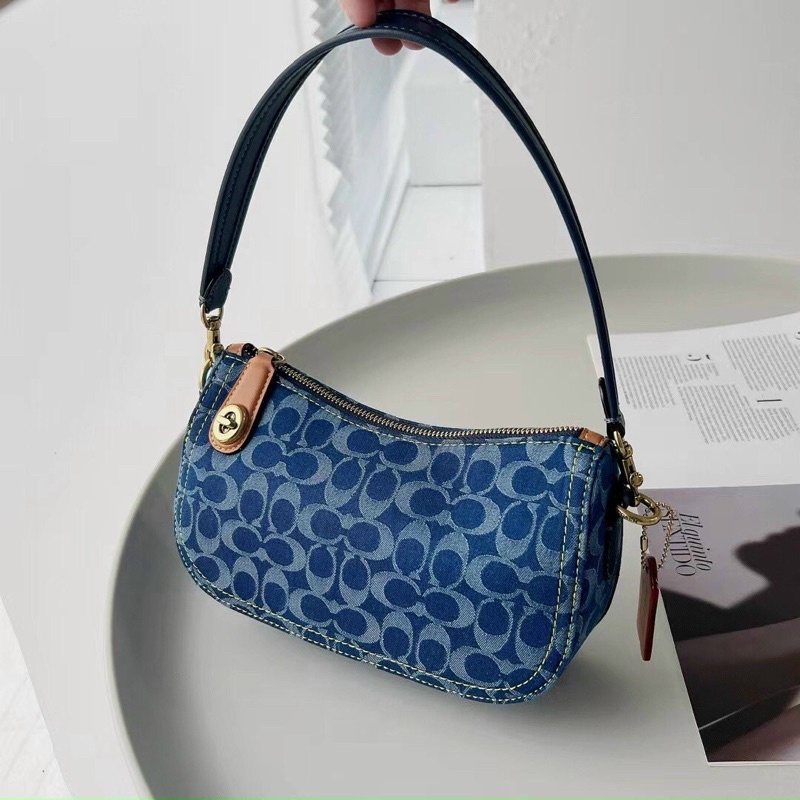 TÚI COACH SWINGER DENIM