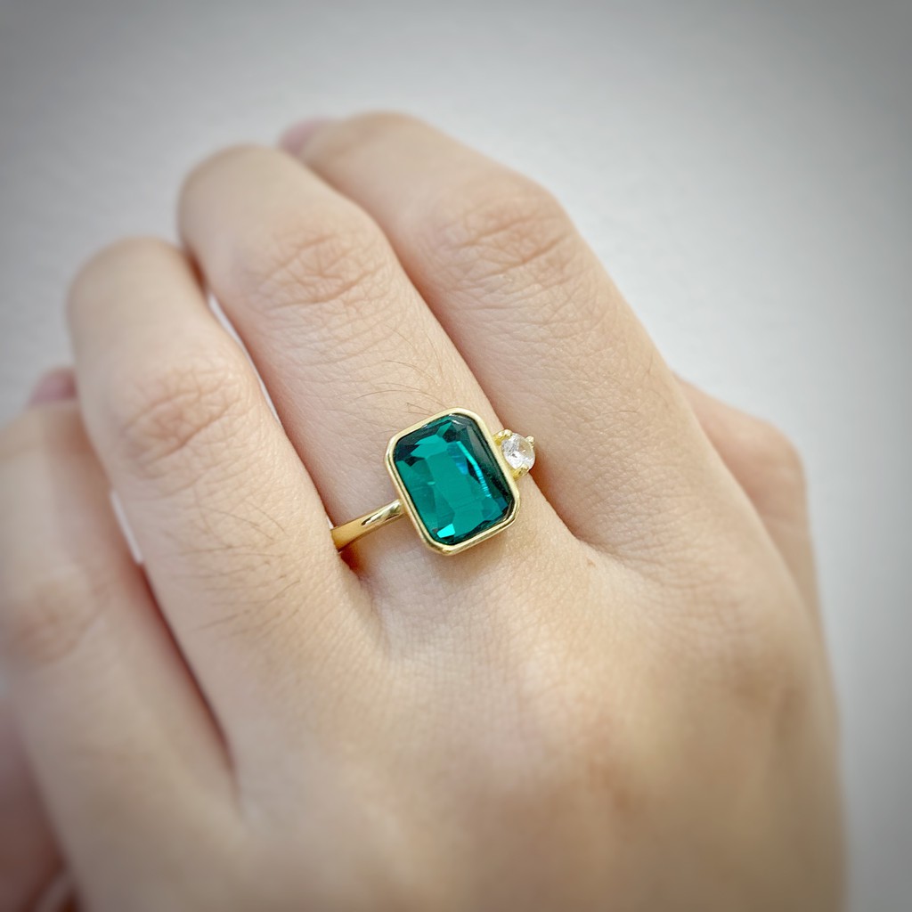 Nhẫn Bạc Eleanor Đính Đá Zircon Emerald Xanh Tinh Tế - SP000076