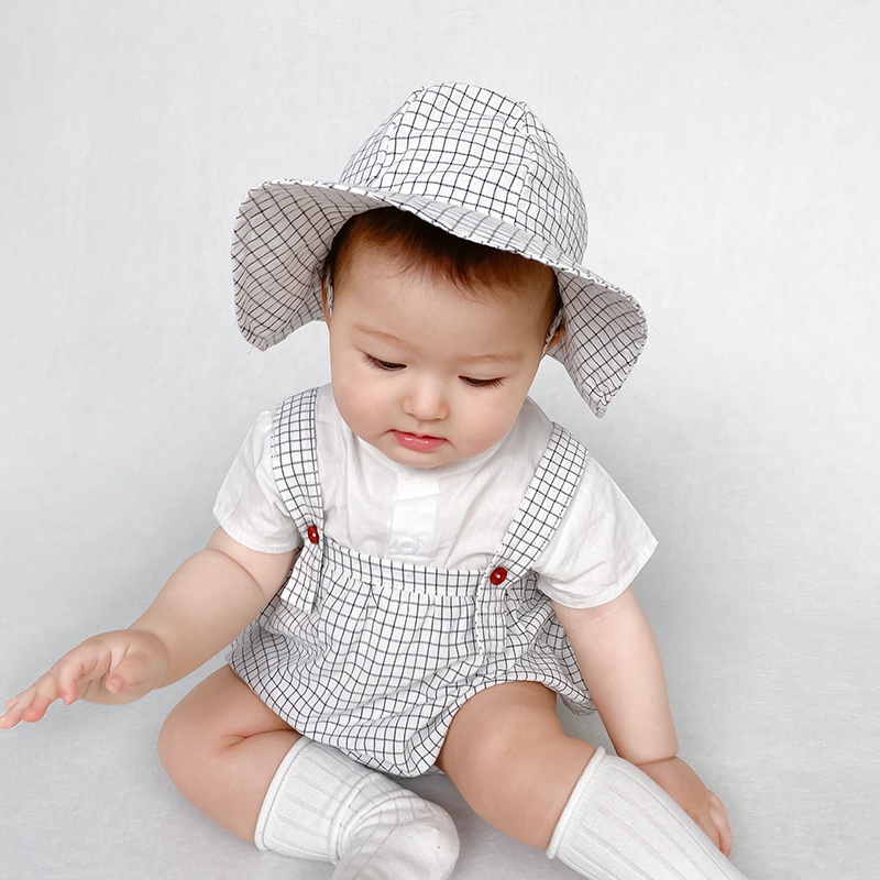 Set áo sơ mi mũ và quần yếm họa tiết kẻ sọc xinh xắn dành cho bé trai sơ sinh