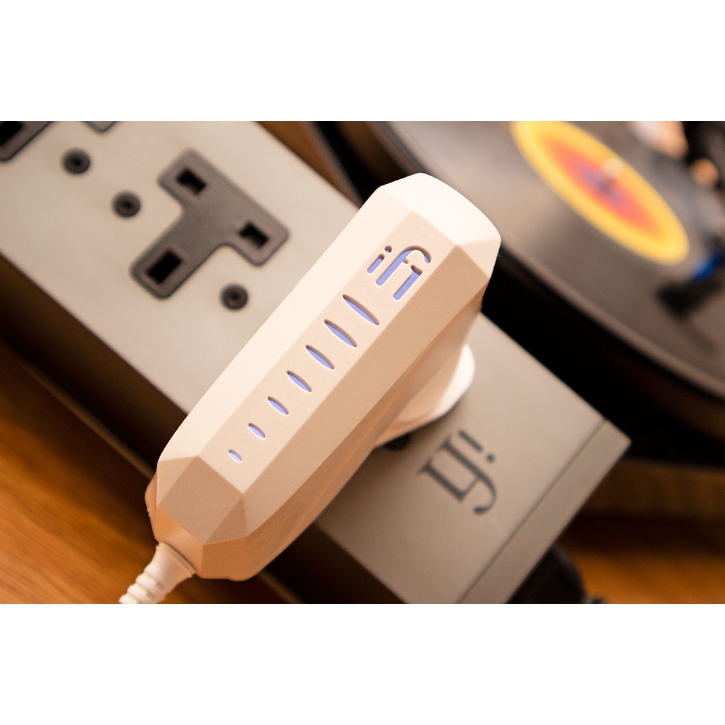 Cục lọc điện iFi iPower X