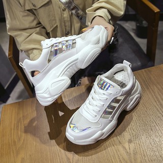 Giày sneaker nữ độn đế phá cách độc và lạ D05