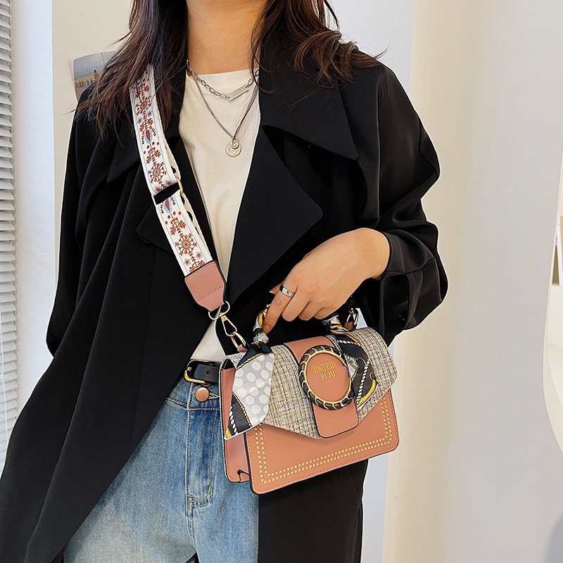 Túi Xách Đeo Vai Kiểu Vuông Nhỏ Dây Đeo Bản Rộng Thời Trang Mùa Thu Dành Cho Nữ