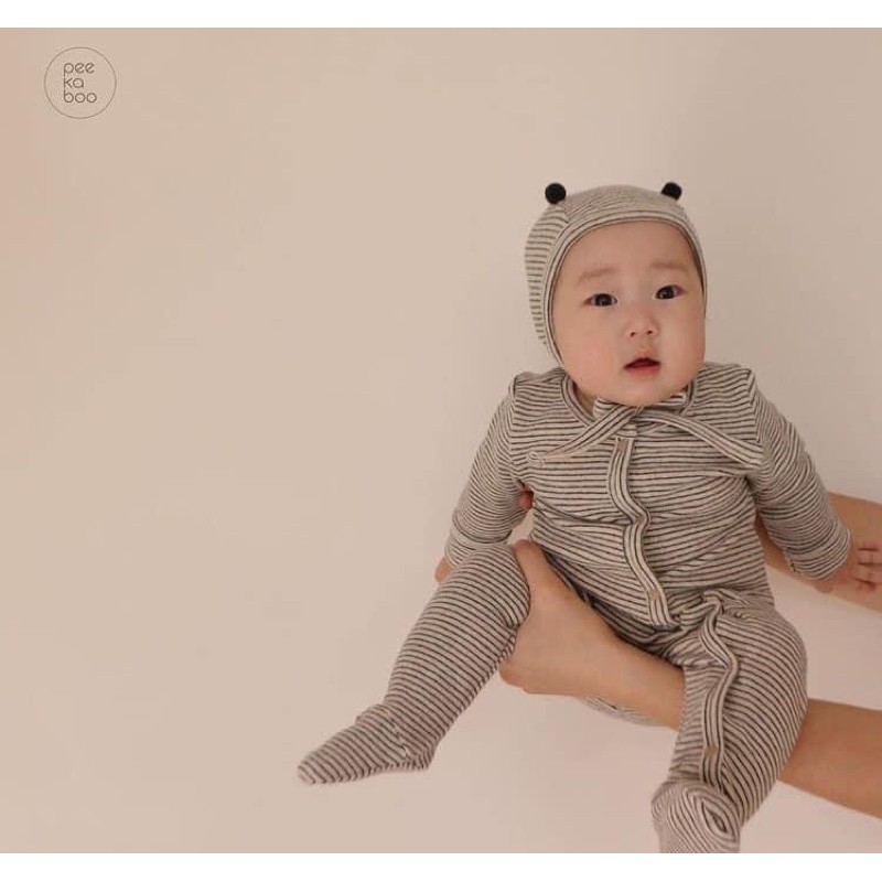 Set jumpsuit liền bàn kèm mũ Peekaboo🇰🇷