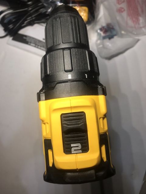 Dewalt khoan ko than dcd708