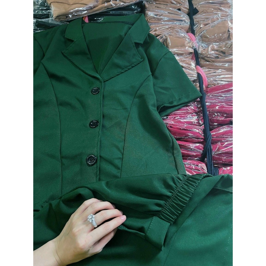 Set bộ đùi vest tay ngắn, set vest áo tay ngắn có đính cúc kèm quần ngắn xuông không họa tiết, set bộ jumpsuit nữ áo