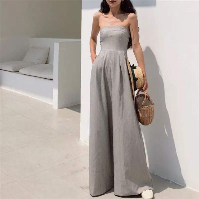 - JUMPSUIT CÚP NGỰC