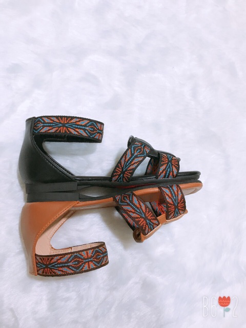 Dép sandal cho bé gái 00520 sz26-35